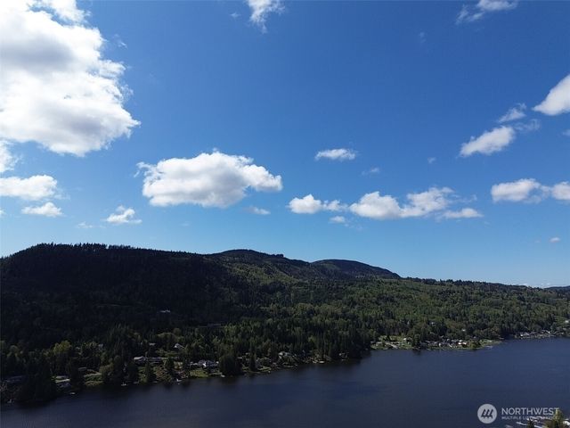 18411 Blacktail Trail, Mount Vernon, WA 98274