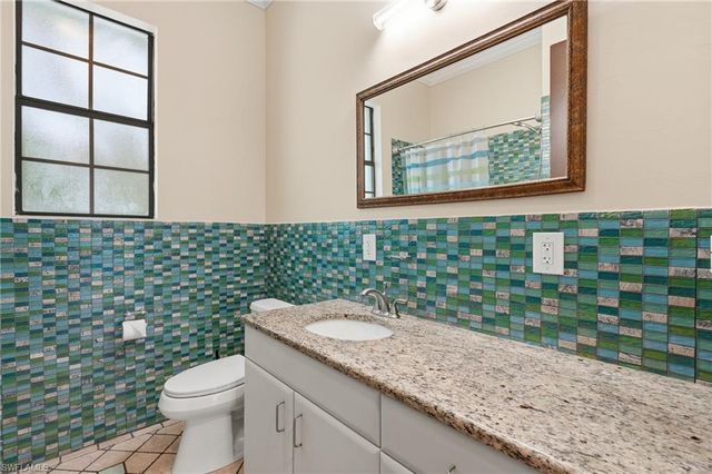 1358 Hopedale DR, Fort Myers, FL 33919