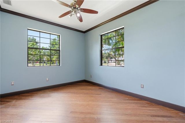 1358 Hopedale DR, Fort Myers, FL 33919