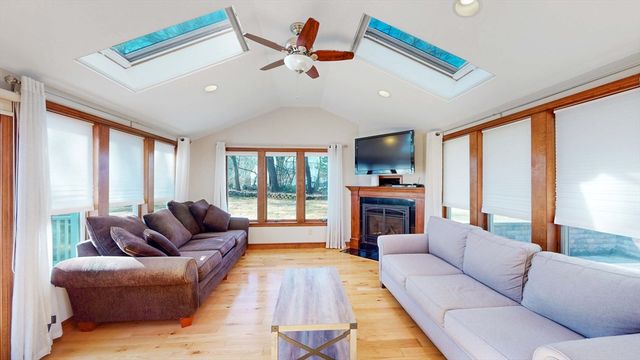 13 West Street, Woburn, MA 01801