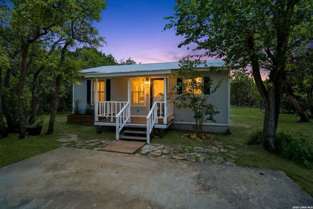 957 DEER FOREST DR, Pipe Creek, TX 78063
