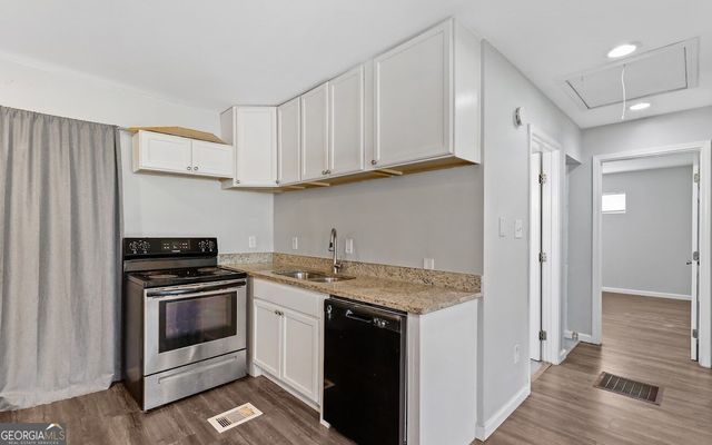 1296 Northwest Drive NW, Atlanta, GA 30318