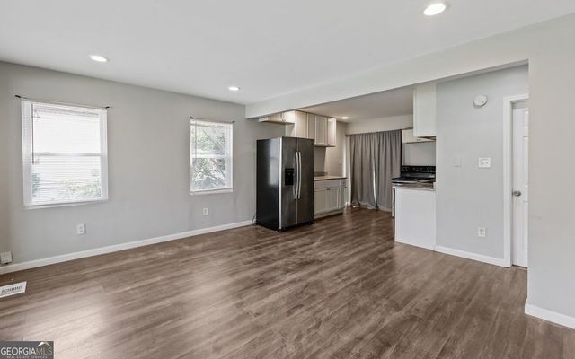 1296 Northwest Drive NW, Atlanta, GA 30318