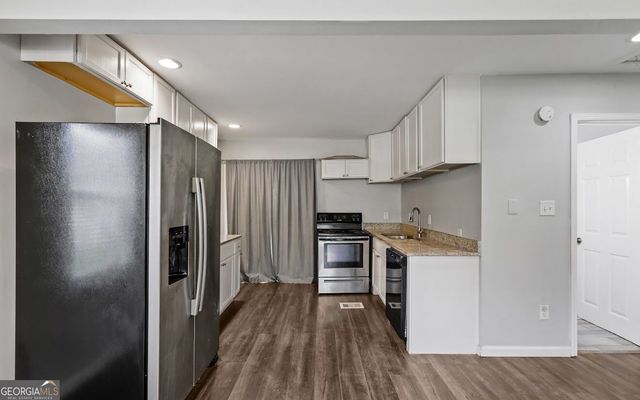 1296 Northwest Drive NW, Atlanta, GA 30318