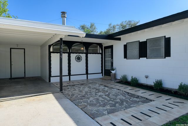 1015 MOUNT SEROLOD DR, San Antonio, TX 78213