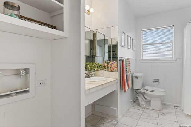 1015 MOUNT SEROLOD DR, San Antonio, TX 78213
