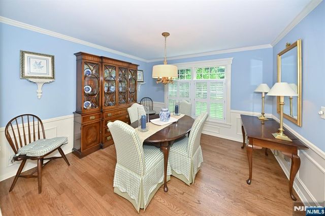 250 Meadowbrook Road, Wyckoff, NJ 07481