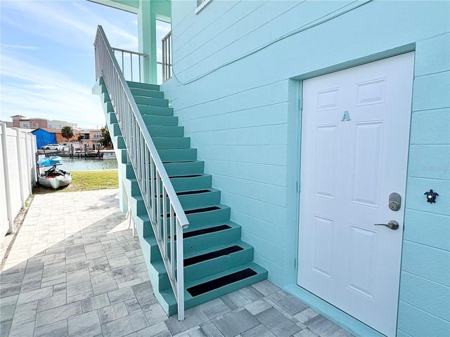 117 140TH AVENUE E, Madeira Beach, FL 33708