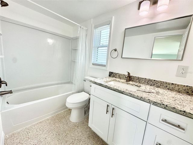 117 140TH AVENUE E, Madeira Beach, FL 33708