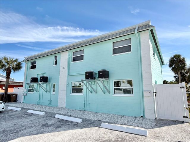 117 140TH AVENUE E, Madeira Beach, FL 33708