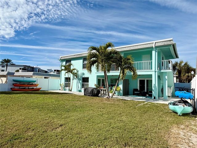 117 140TH AVENUE E, Madeira Beach, FL 33708