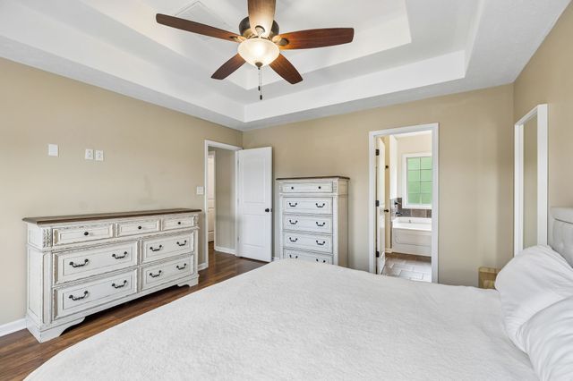 1913 Jackie Lorraine Dr, Clarksville, TN 37042