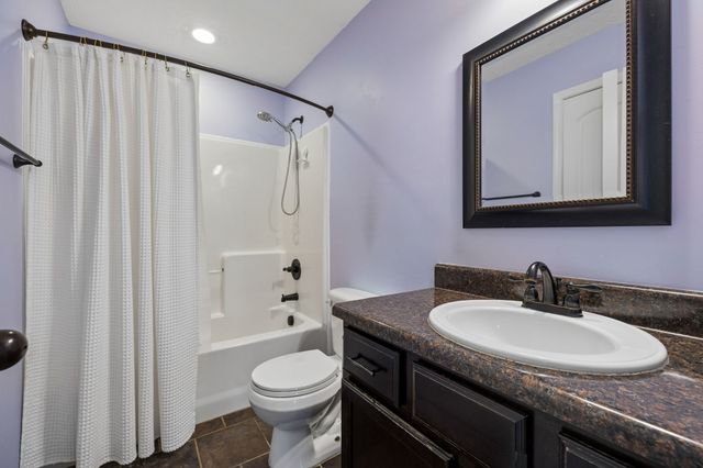 1913 Jackie Lorraine Dr, Clarksville, TN 37042