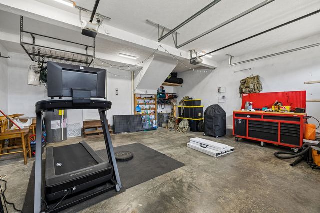 1913 Jackie Lorraine Dr, Clarksville, TN 37042