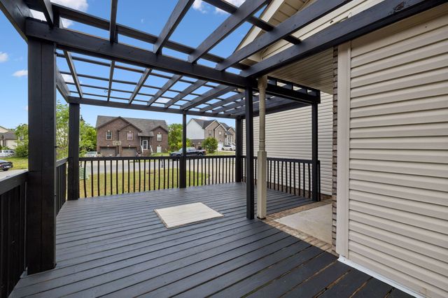 1913 Jackie Lorraine Dr, Clarksville, TN 37042