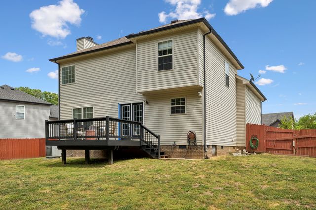 1913 Jackie Lorraine Dr, Clarksville, TN 37042