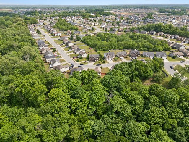 1913 Jackie Lorraine Dr, Clarksville, TN 37042