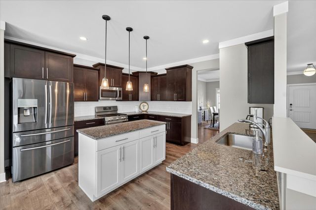 9126 Preserve Drive, Fenton, MI 48430