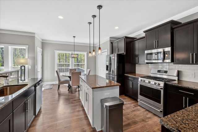 9126 Preserve Drive, Fenton, MI 48430