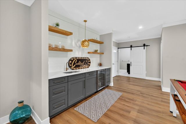 9126 Preserve Drive, Fenton, MI 48430