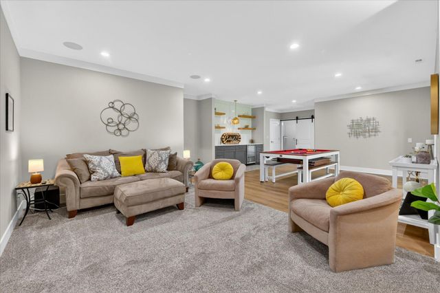 9126 Preserve Drive, Fenton, MI 48430