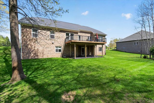 9126 Preserve Drive, Fenton, MI 48430