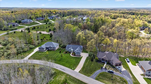 9126 Preserve Drive, Fenton, MI 48430