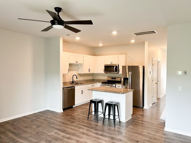 1036 Woodbridge Blvd, Lebanon, TN 37090