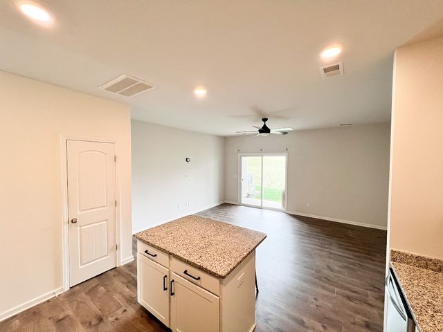 1036 Woodbridge Blvd, Lebanon, TN 37090
