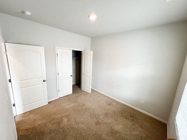 1036 Woodbridge Blvd, Lebanon, TN 37090