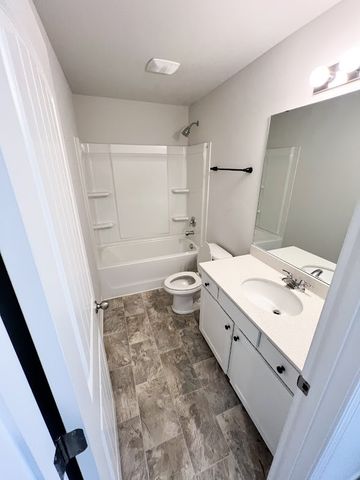 1036 Woodbridge Blvd, Lebanon, TN 37090
