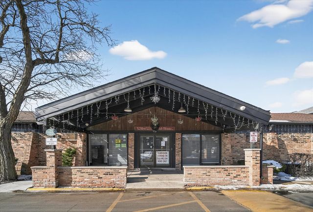 940 E OLD WILLOW Road 312, Prospect Heights, IL 60070