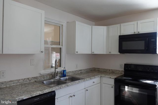 12 PEARL ST, Harrisburg, PA 17109