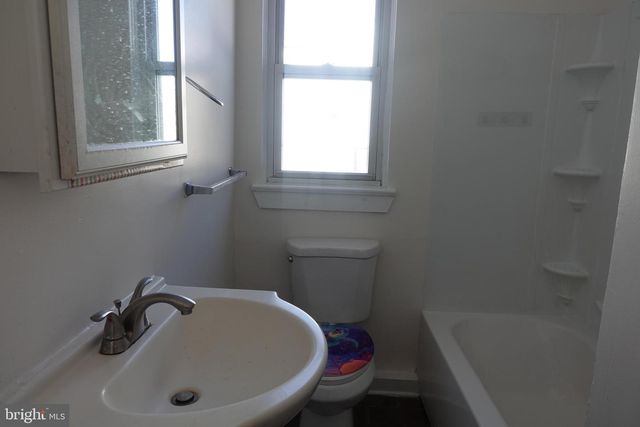 12 PEARL ST, Harrisburg, PA 17109