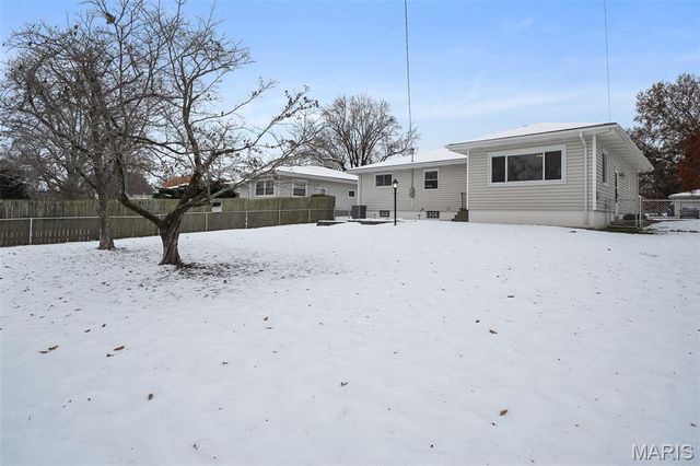 7705 Cheshire Lane, Unincorporated, MO 63123