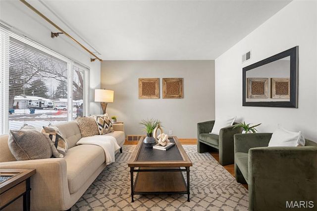 7705 Cheshire Lane, Unincorporated, MO 63123