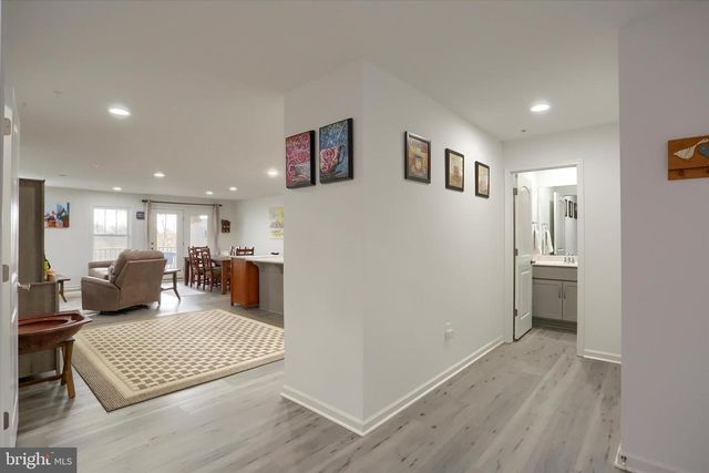 7407 RED OAK CT, Harrisburg, PA 17112