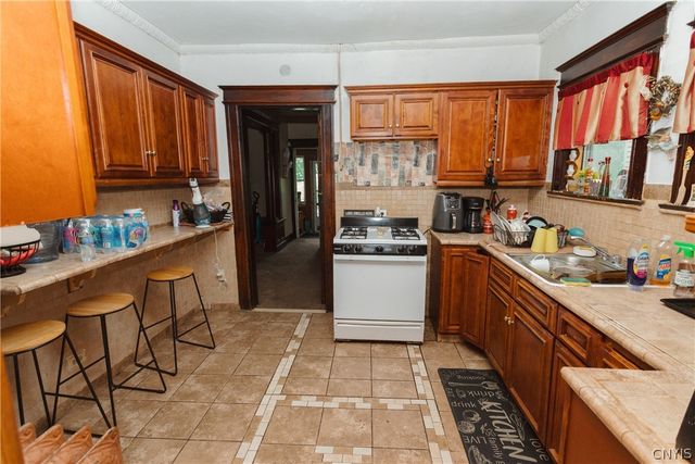 400 Graves Street, Syracuse, NY 13203