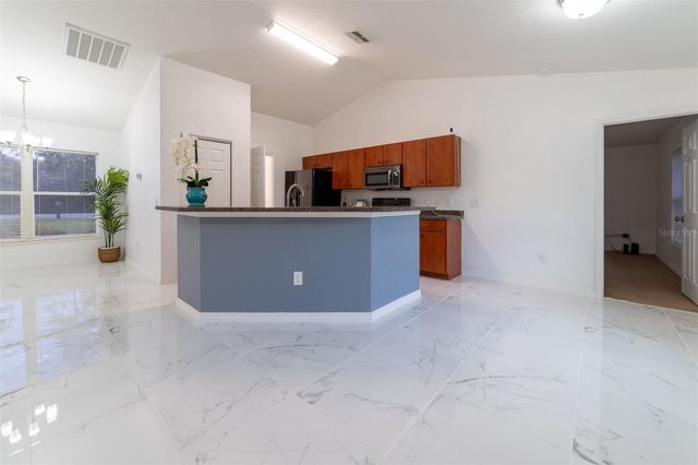 5107 SW 165TH STREET ROAD, Ocala, FL 34473