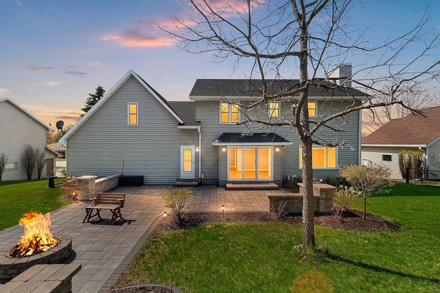 2951 VERCAUTEREN DRIVE, Green Bay, WI 54313
