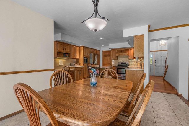2951 VERCAUTEREN DRIVE, Green Bay, WI 54313