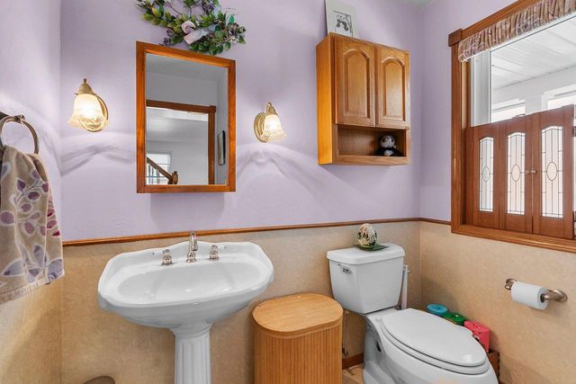 2951 VERCAUTEREN DRIVE, Green Bay, WI 54313