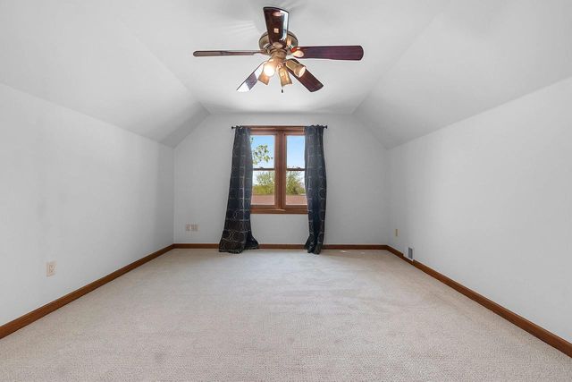 2951 VERCAUTEREN DRIVE, Green Bay, WI 54313