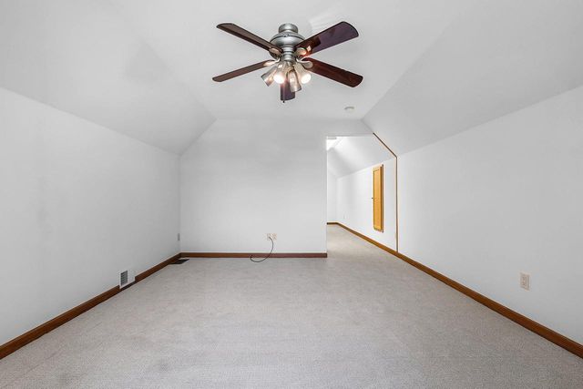 2951 VERCAUTEREN DRIVE, Green Bay, WI 54313