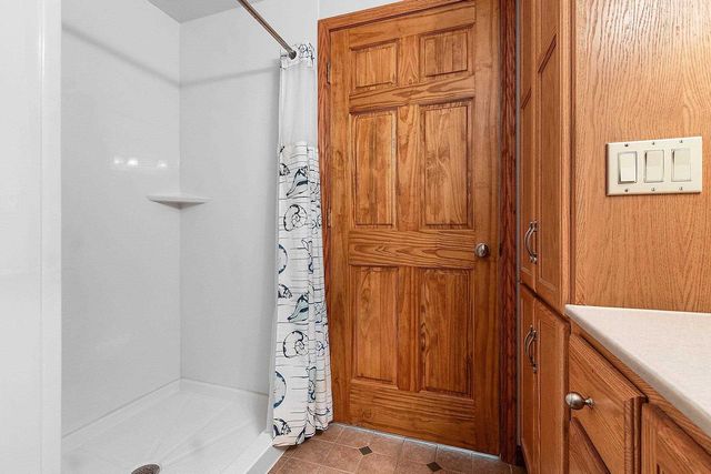 2951 VERCAUTEREN DRIVE, Green Bay, WI 54313