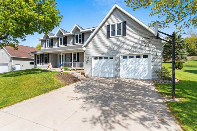 2951 VERCAUTEREN DRIVE, Green Bay, WI 54313