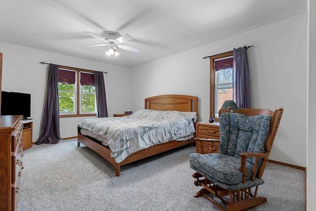 2951 VERCAUTEREN DRIVE, Green Bay, WI 54313