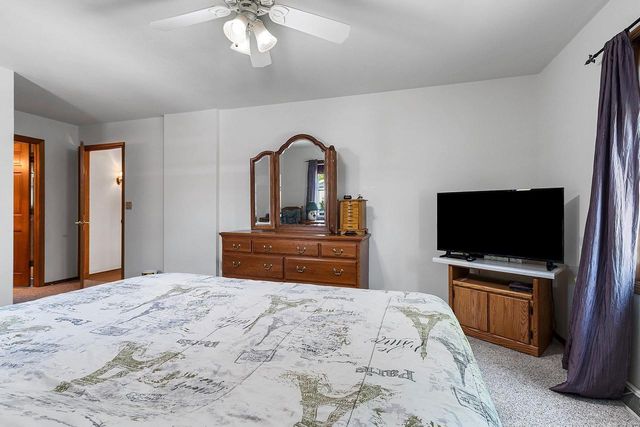 2951 VERCAUTEREN DRIVE, Green Bay, WI 54313