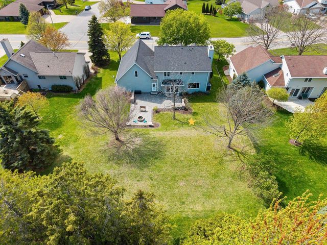 2951 VERCAUTEREN DRIVE, Green Bay, WI 54313