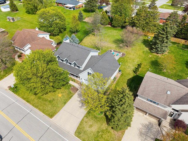 2951 VERCAUTEREN DRIVE, Green Bay, WI 54313